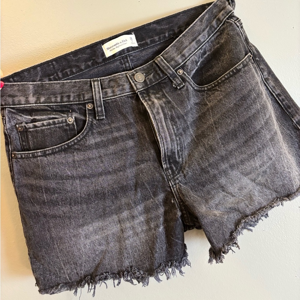Abercrombie & Fitch Mid Rise Boyfriend Black Denim Shorts